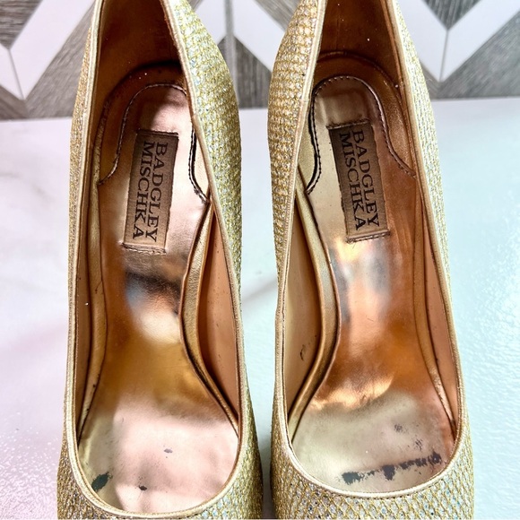 Badgley Mischka Humbie II Gold Glitter Sparkle Peep toe Platform size 7.5 - Picture 9 of 11
